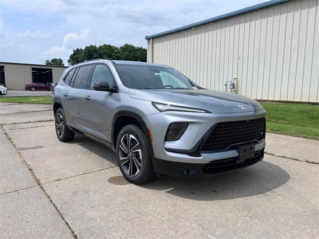 2025 Buick Enclave Sport Touring's photo