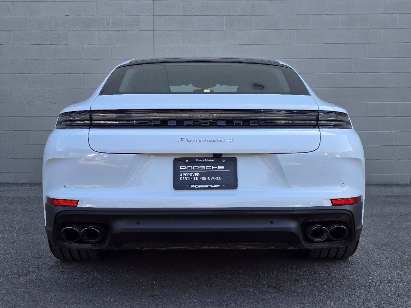 2024 Porsche Panamera 4 photo 9