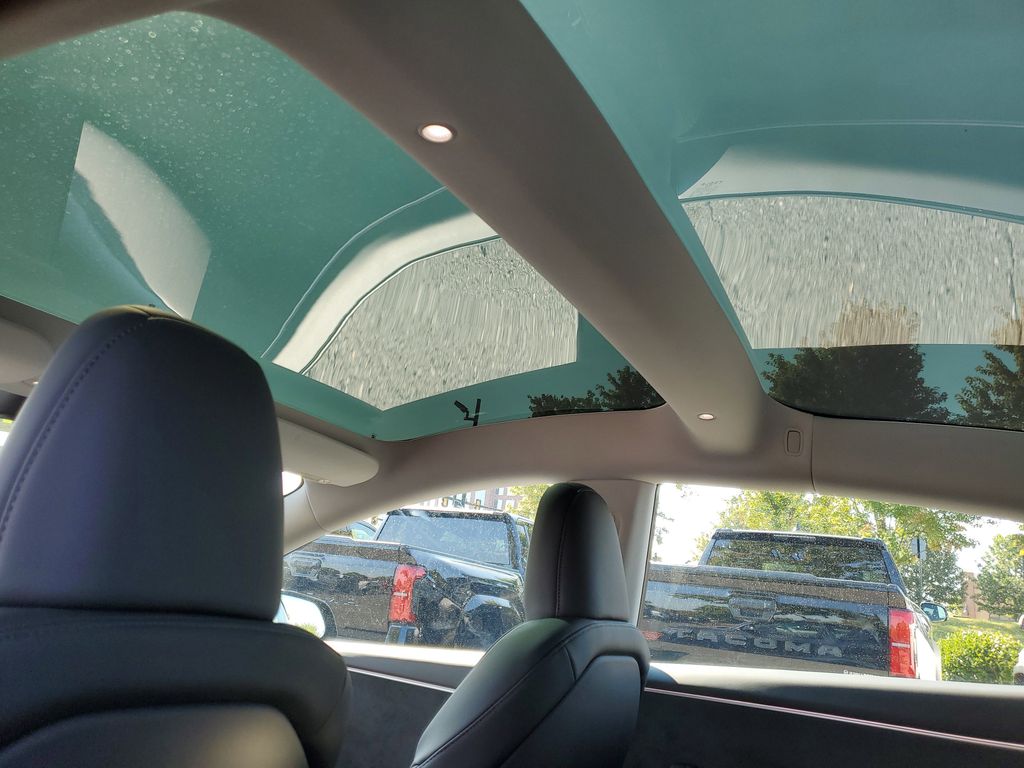 2025 Tesla Model 3 Long Range photo 12