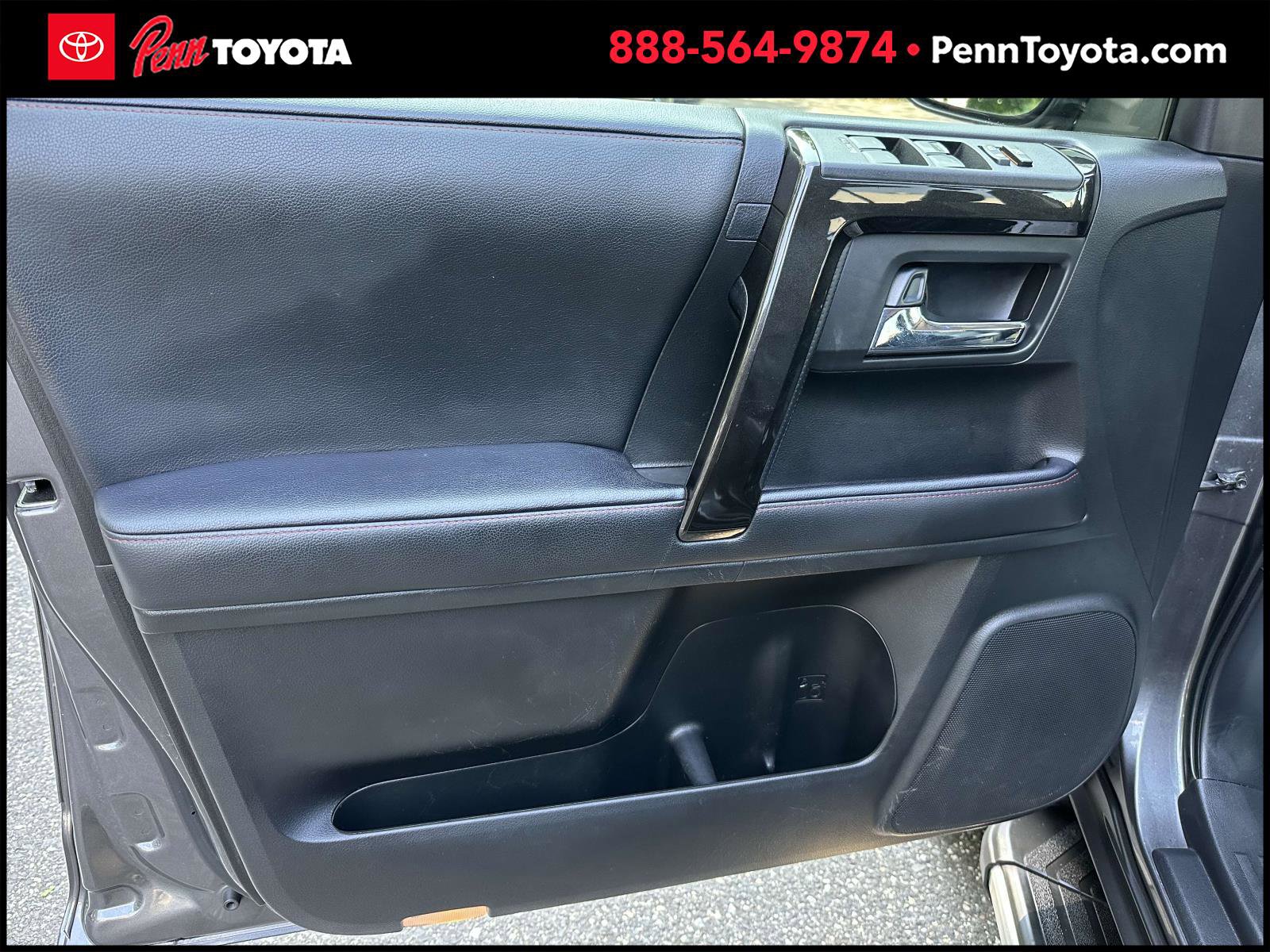 2022 Toyota 4Runner TRD photo 12
