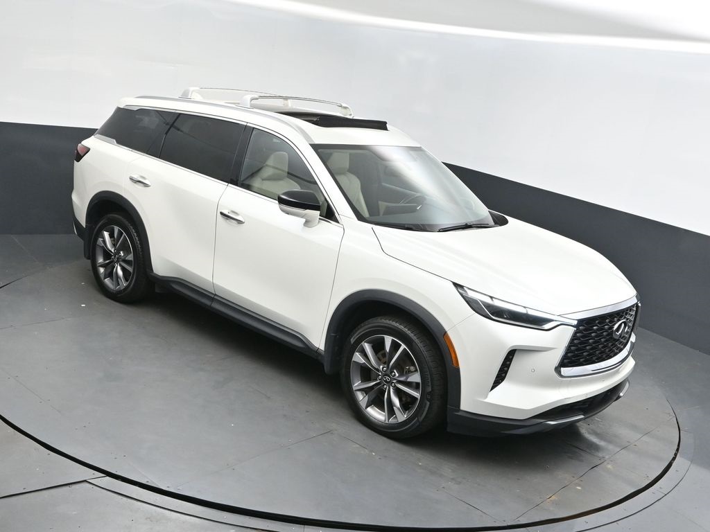 2022 INFINITI QX60 LUXE's photo