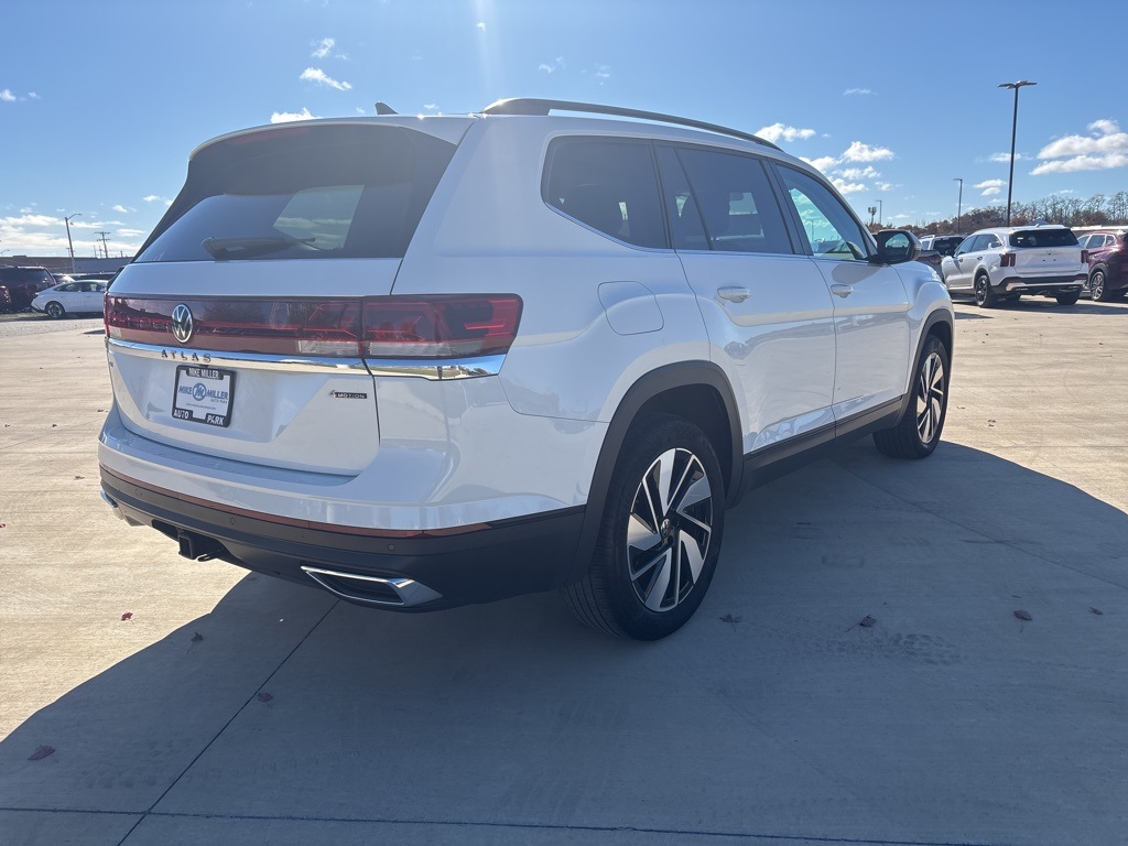 2024 Volkswagen Atlas SE Technology photo 4