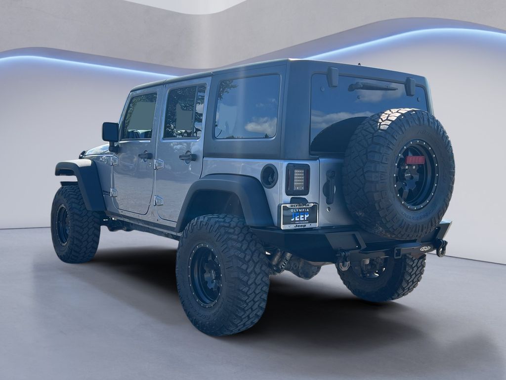 2017 Jeep Wrangler Unlimited Rubicon photo 3