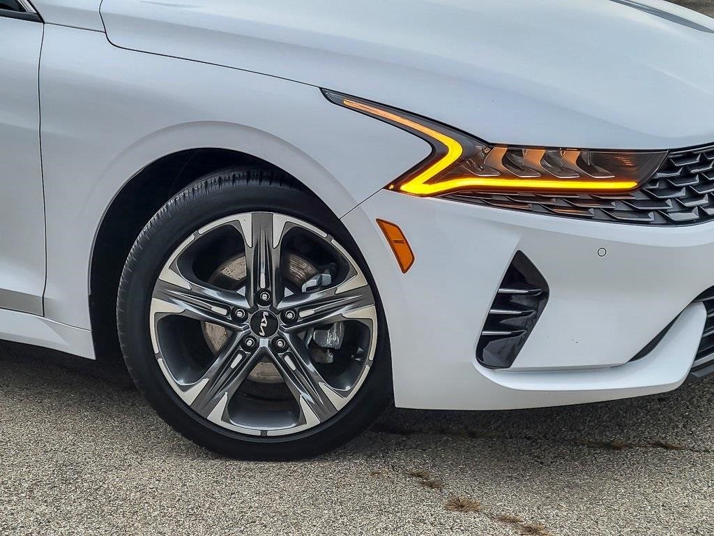 2024 Kia K5 EX photo 2