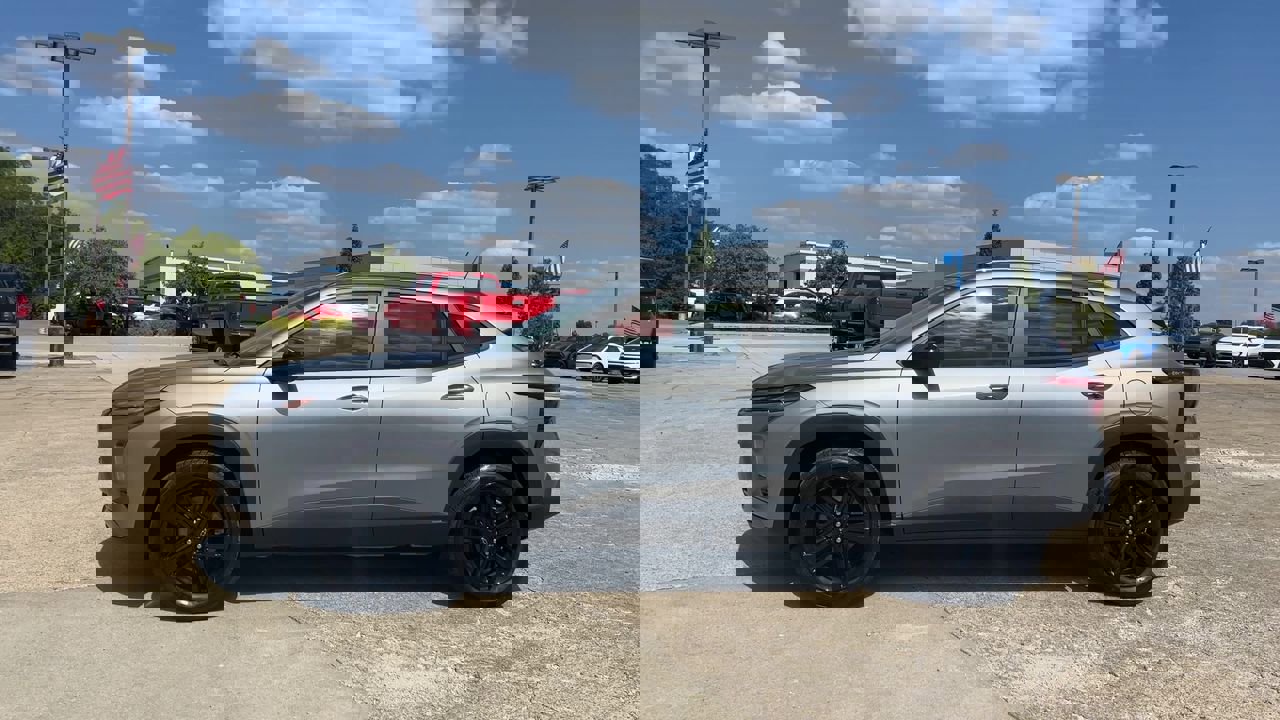 2026 Chevrolet Trax ACTIV photo 4