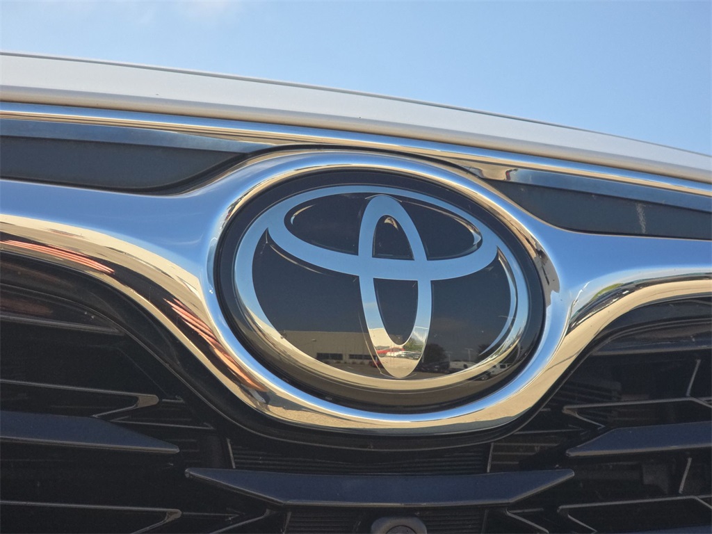 2020 Toyota Highlander Platinum photo 32