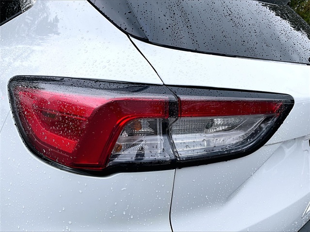 2022 Ford Escape SE photo 30