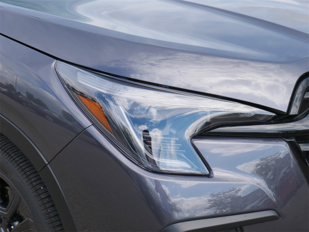2025 Subaru Ascent Onyx Edition Touring photo 10