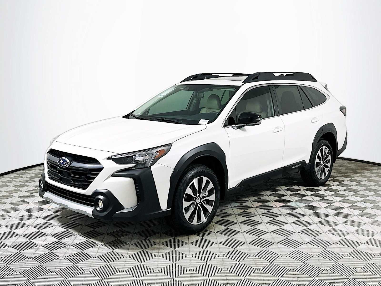 2025 Subaru Outback Limited photo 2
