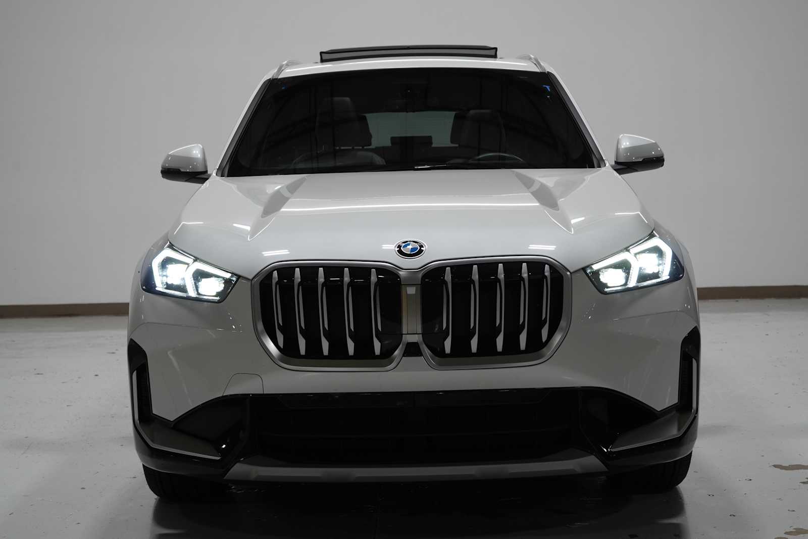 2025 Bmw X1 XDrive28i photo 2