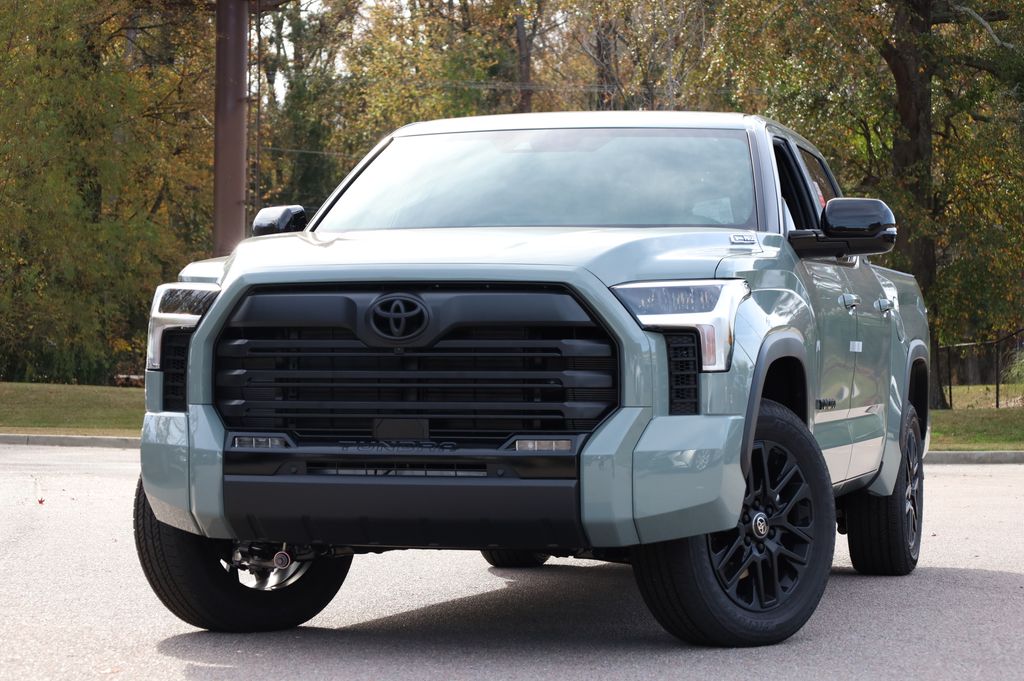 2026 Toyota Tundra Limited's photo