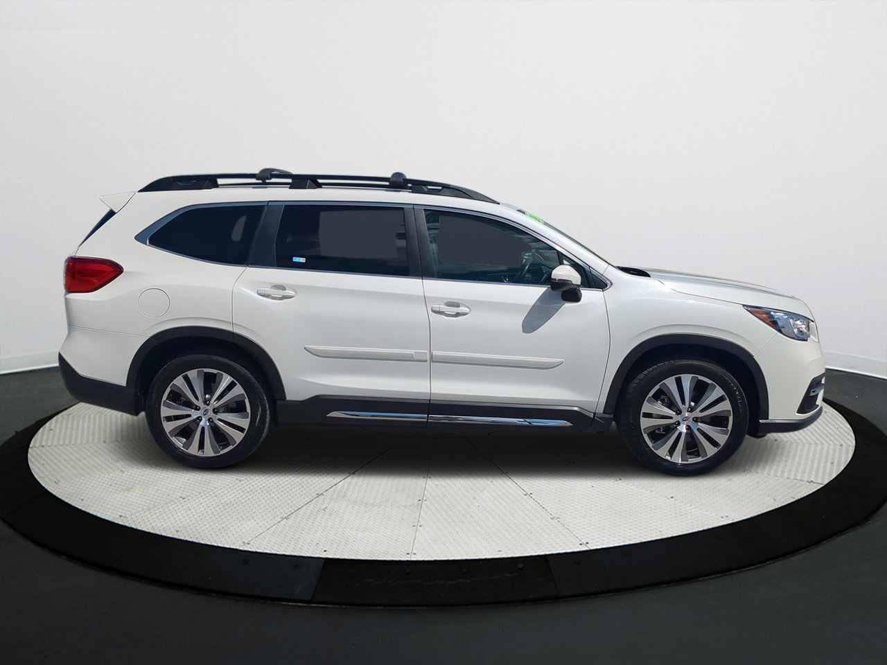 2019 Subaru Ascent Limited photo 3