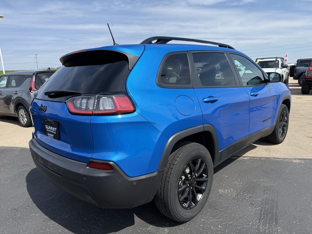 2023 Jeep Cherokee Altitude photo 4
