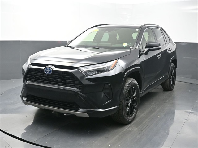 2022 Toyota RAV4 SE