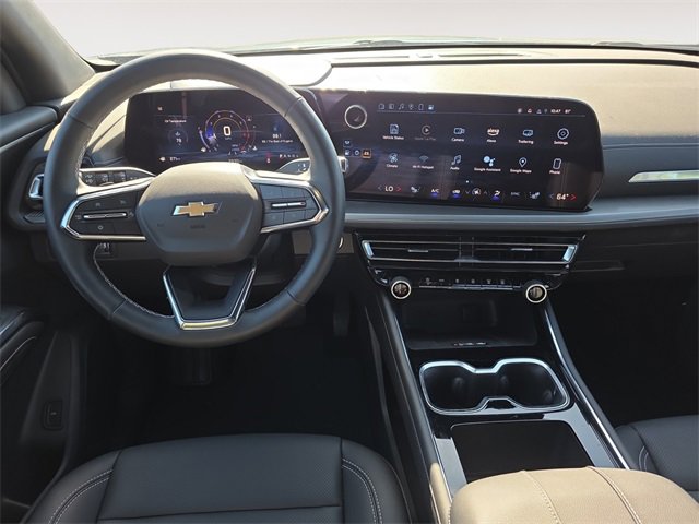 2025 Chevrolet Traverse photo 10