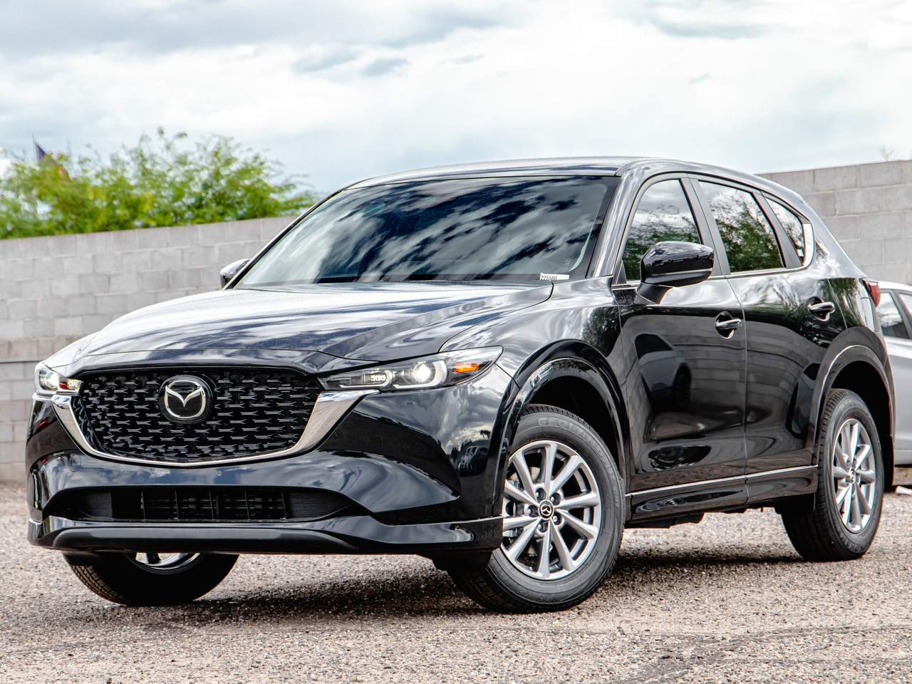 2025 Mazda CX-5 S Select Package's photo