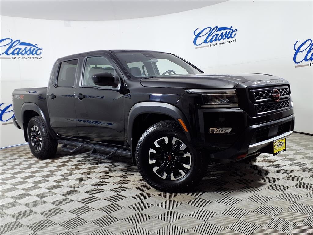 2024 Nissan Frontier PRO-4X's photo