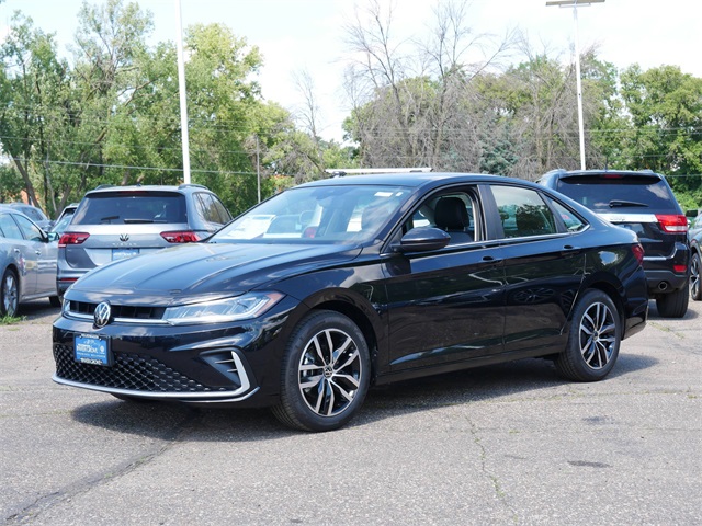 2025 Volkswagen Jetta 1.5T SE photo 4