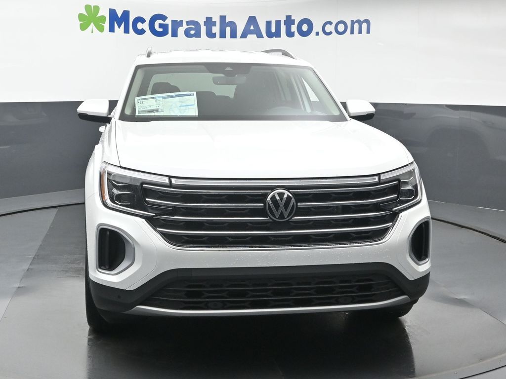 2026 Volkswagen Atlas SE Technology photo 2