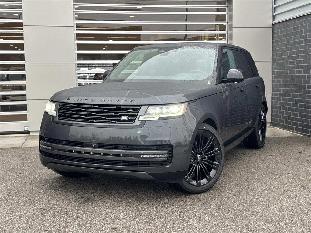 2025 Land Rover Range Rover SE's photo