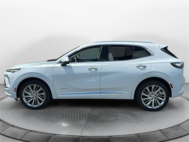 2025 Buick Envision Avenir photo 2