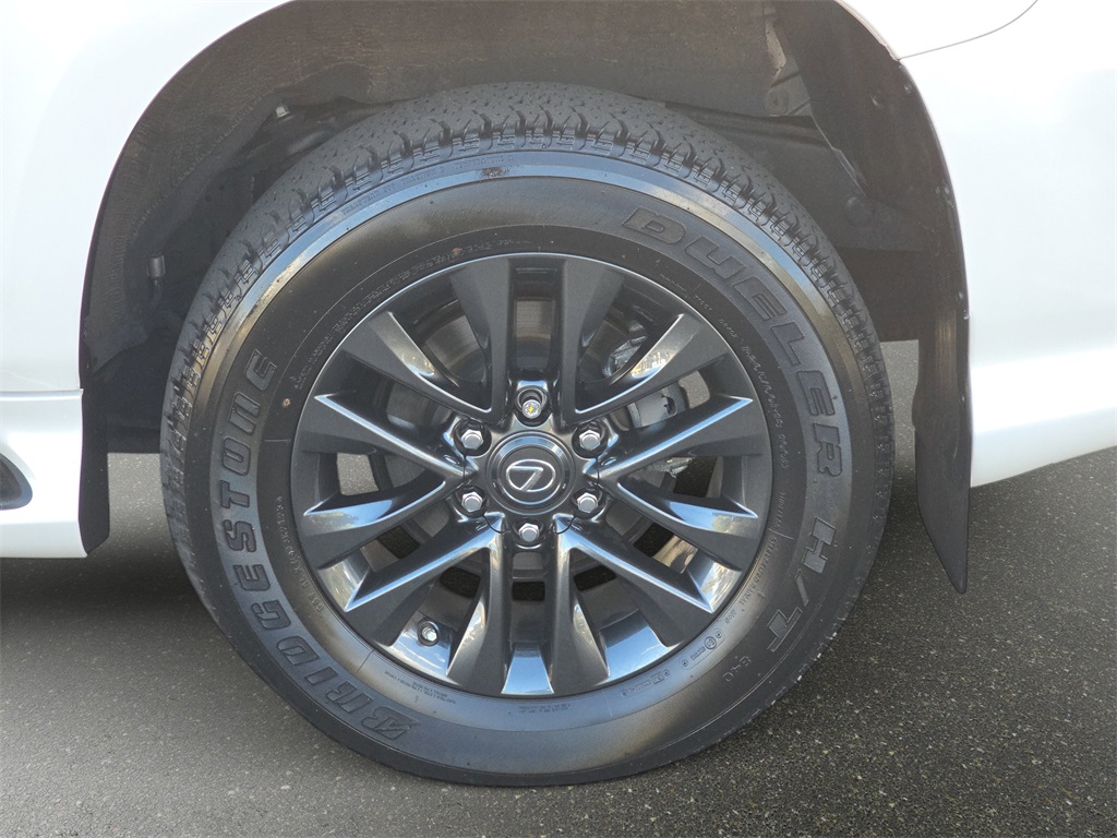 2023 Lexus GX 460 photo 29