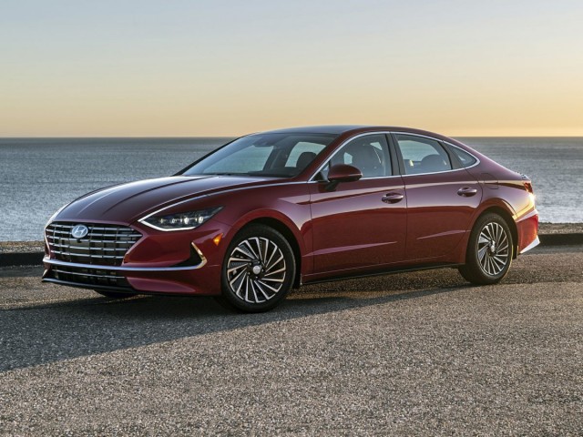 Pre Owned 2020 Hyundai Sonata Hybrid SEL 4D Sedan in Virginia Beach