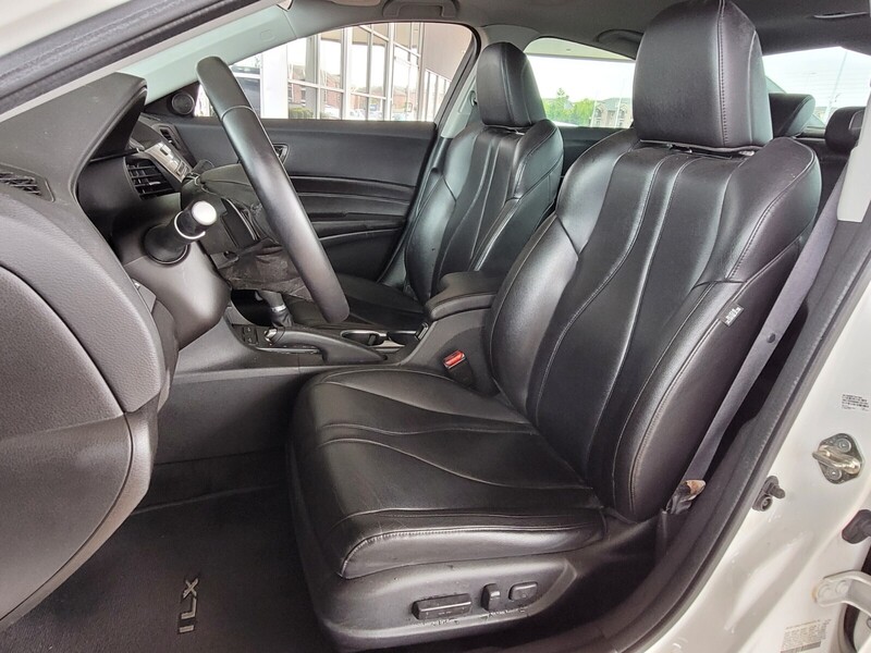 2019 Acura ILX Base photo 8