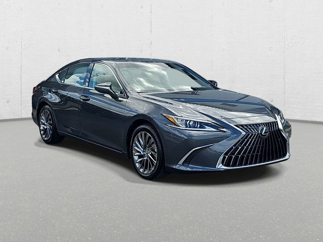 2024 Lexus ES 300h Luxury photo 3