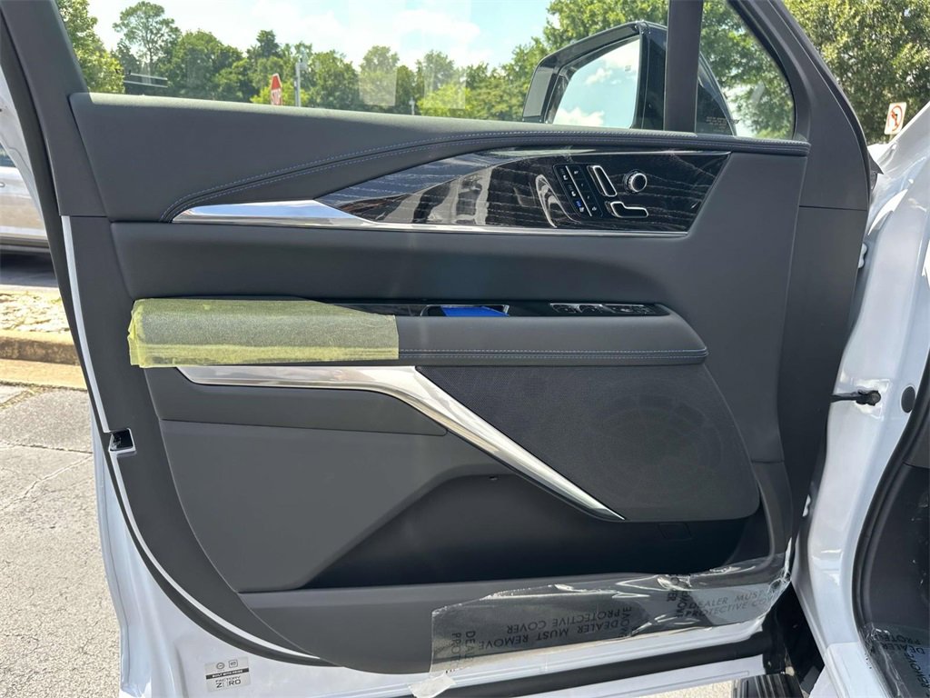 2026 Cadillac Escalade Sport photo 14