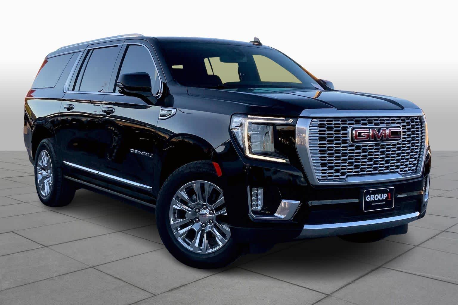 2022 Gmc Yukon XL Denali photo 2