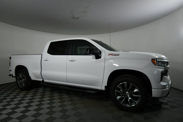 2026 Chevrolet Silverado 1500 RST photo 8