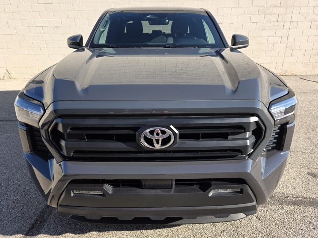 2024 Toyota Tacoma SR5 Double Cab photo 8