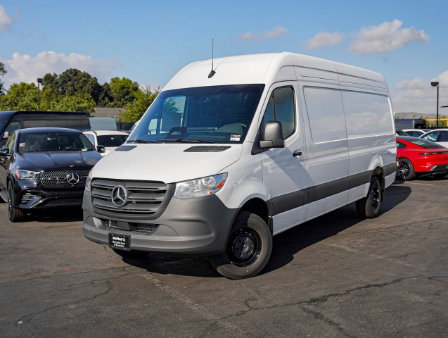 2025 Mercedes-Benz Sprinter Cargo Van