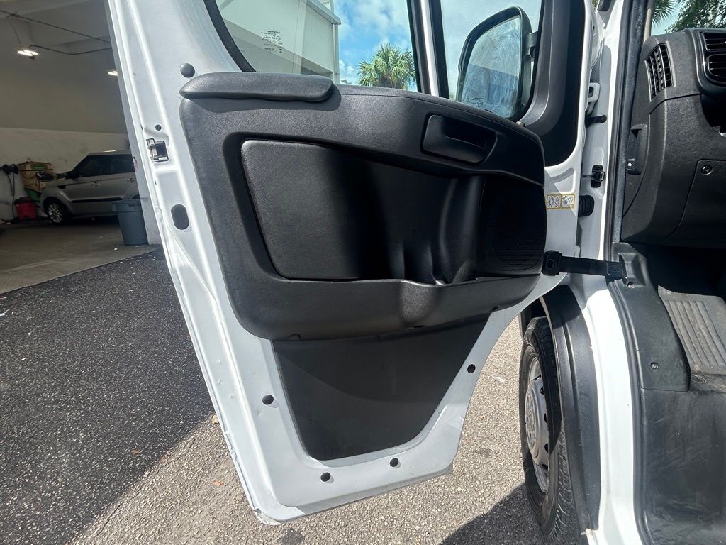 2023 Ram ProMaster 2500 photo 24
