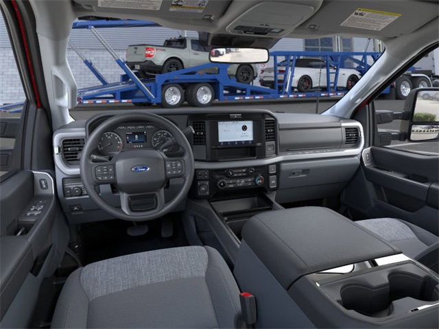2026 Ford F-350 photo 9