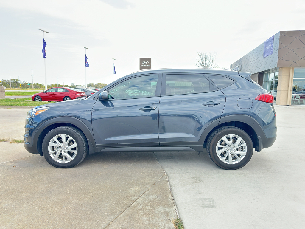 2020 Hyundai Tucson Value photo 2