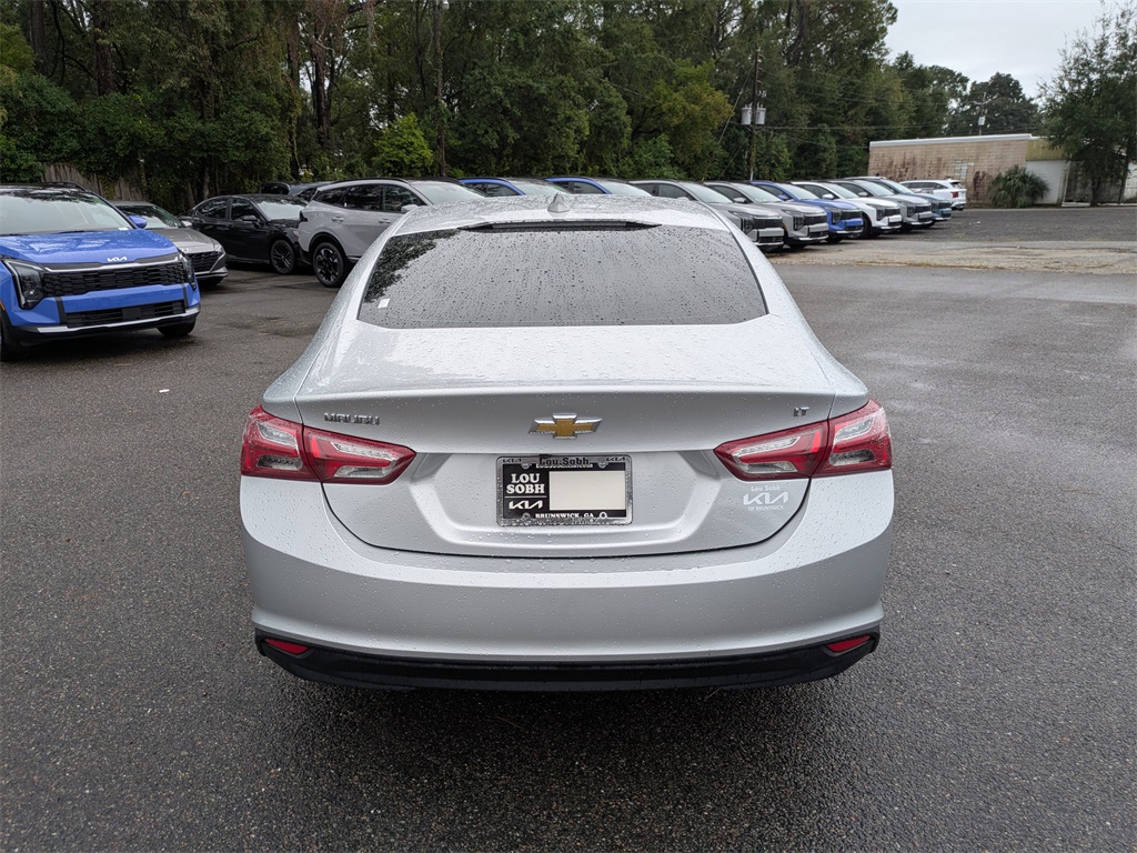 2022 Chevrolet Malibu 1LT photo 4