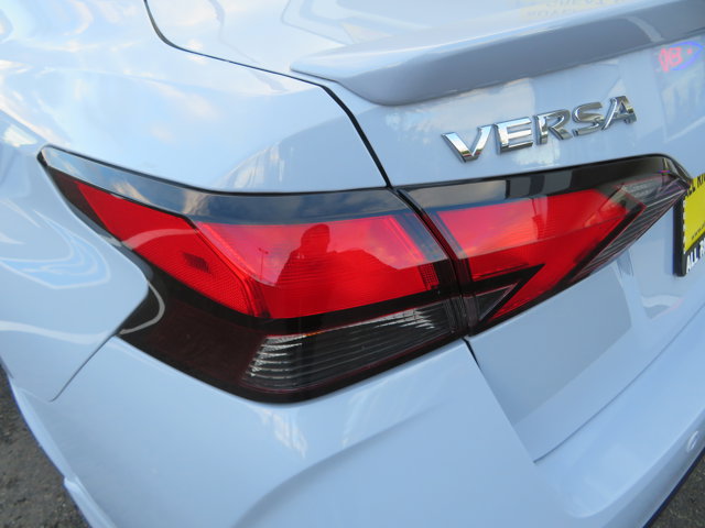 2024 Nissan Versa SR photo 33