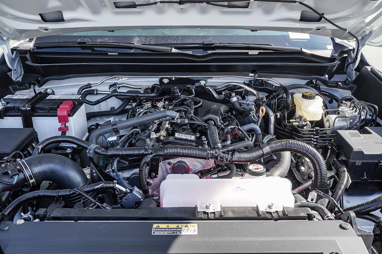 2025 Toyota Tacoma SR5 photo 13
