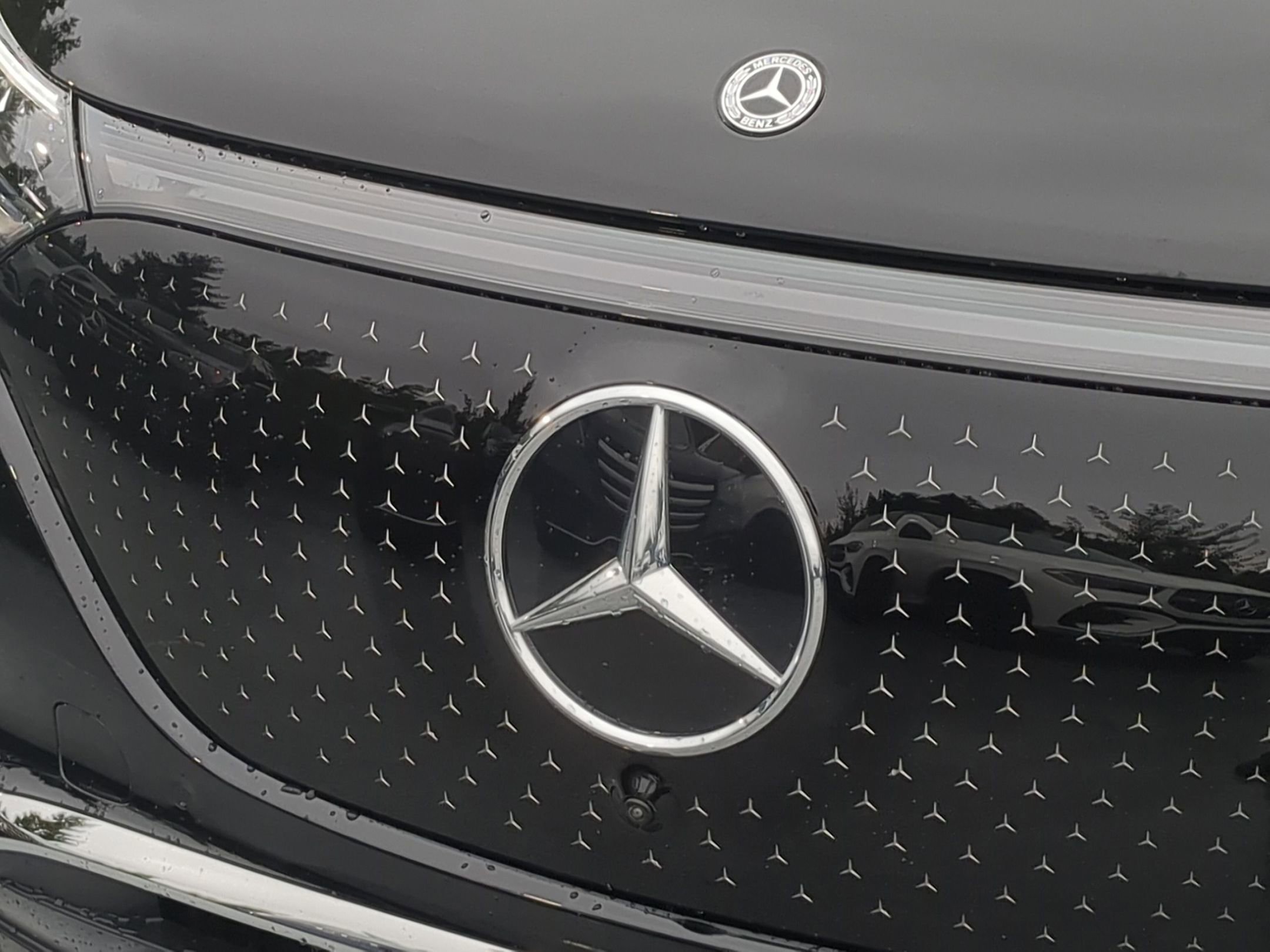 2026 Mercedes Benz EQE SUV 4MATIC photo 2