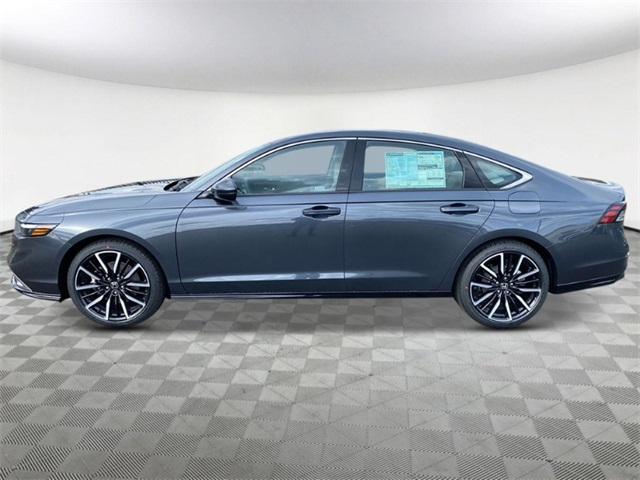 2025 Honda Accord Hybrid Touring photo 2