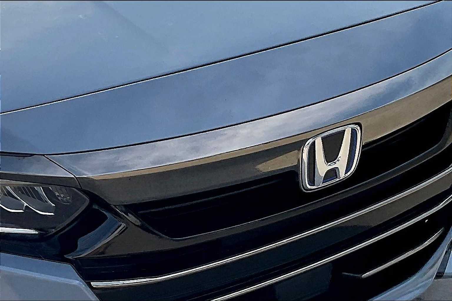 2022 Honda Accord Hybrid Sport photo 28