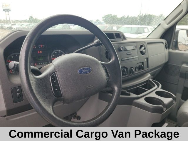 2013 Ford E-150 photo 3