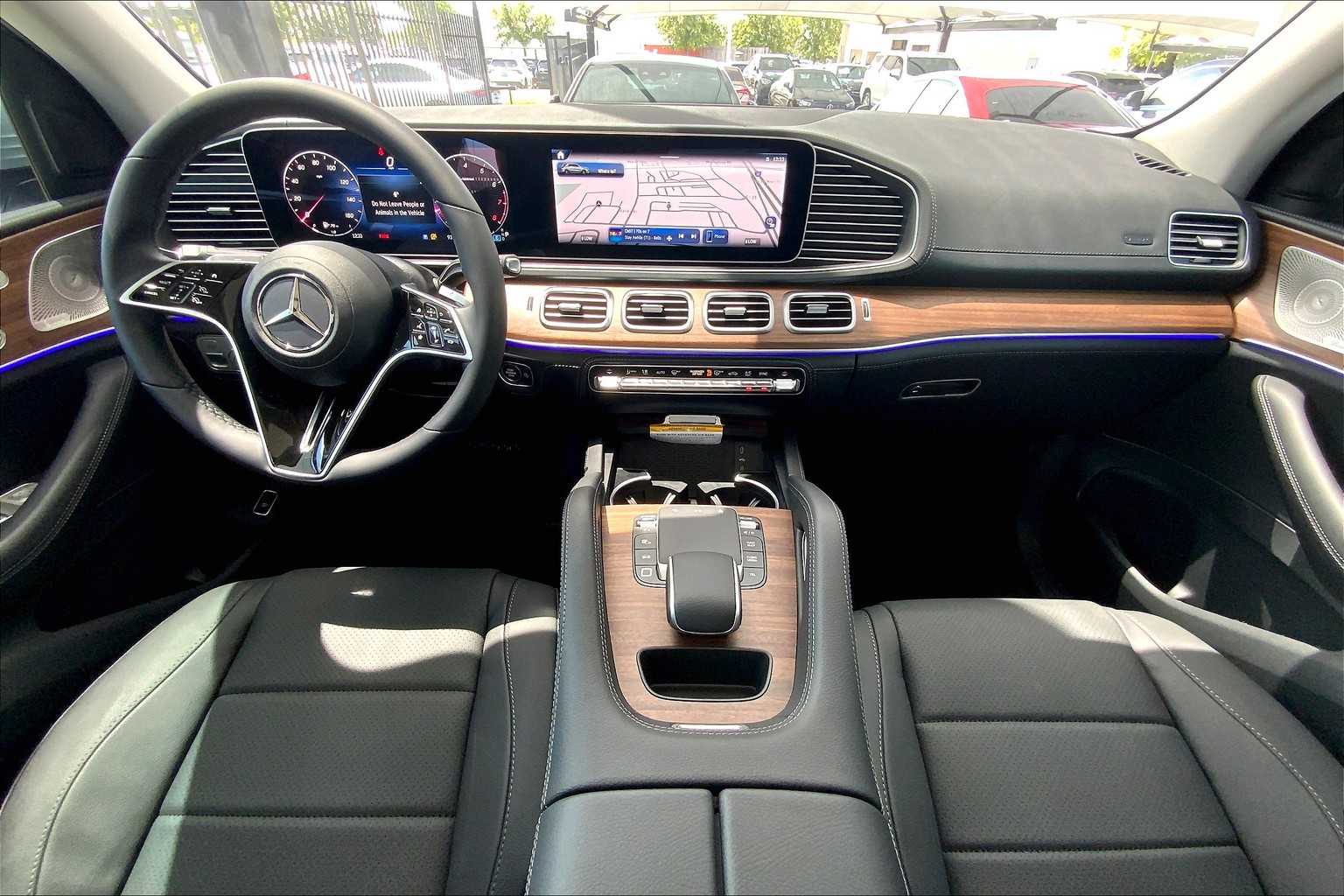 2025 Mercedes Benz GLE 350 4MATIC photo 5