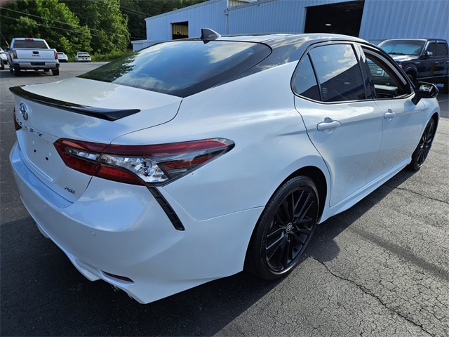 2022 Toyota Camry XSE photo 7