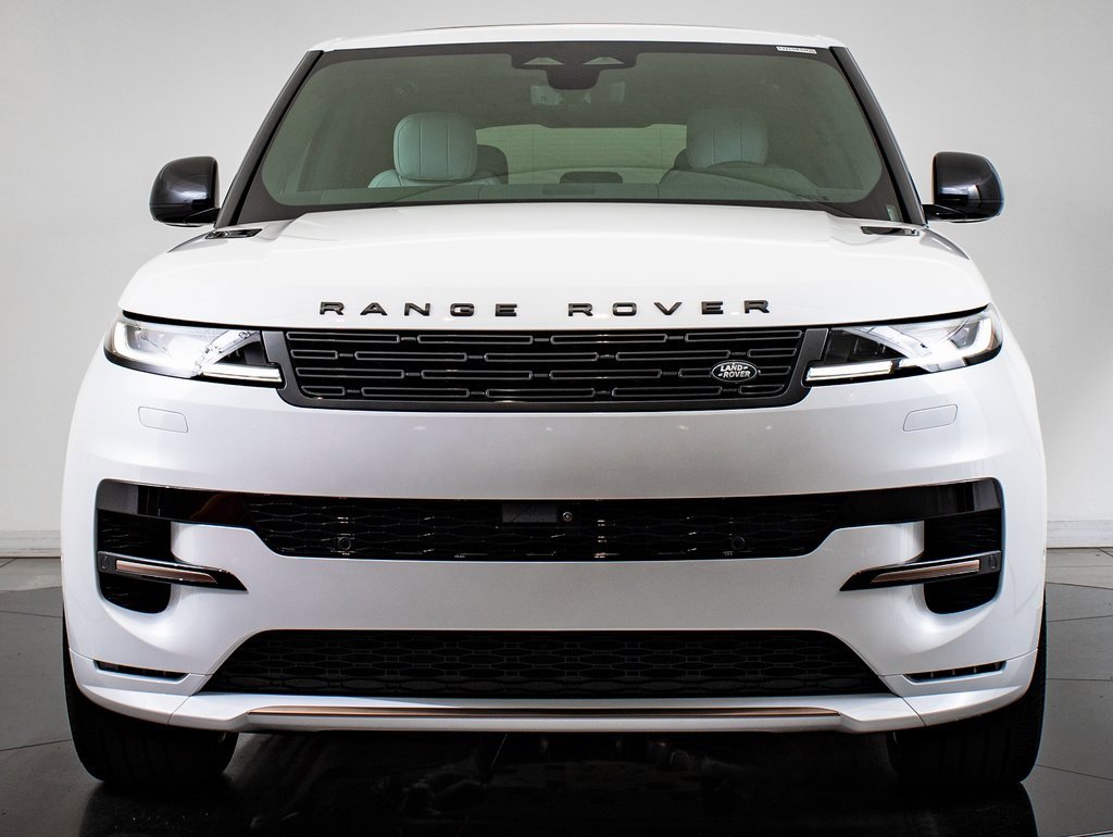 2025 Land Rover Range Rover Sport SE photo 2