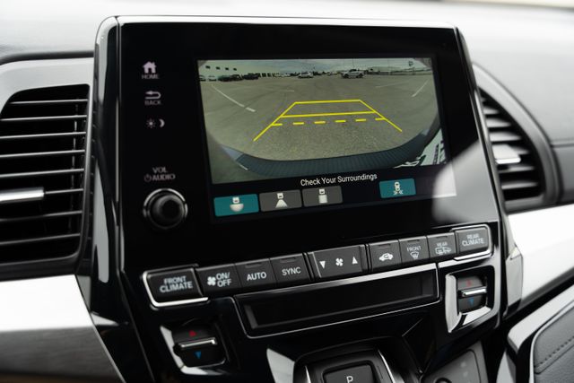 2024 Honda Odyssey Touring photo 34