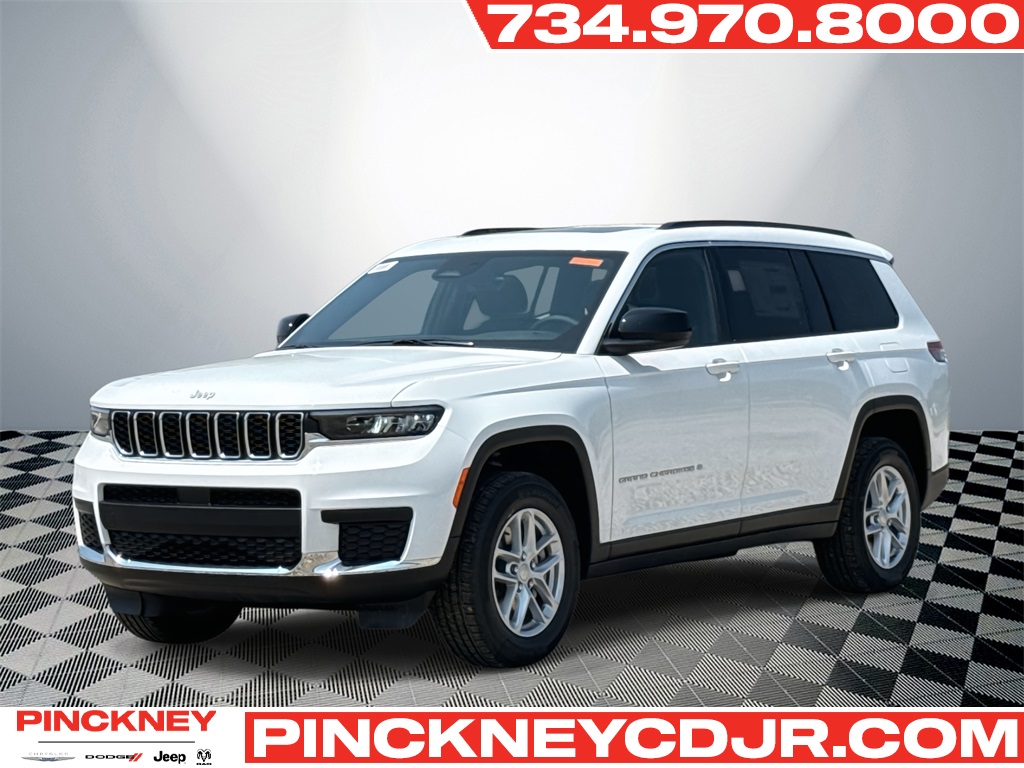 2025 Jeep Grand Cherokee L Laredo's photo