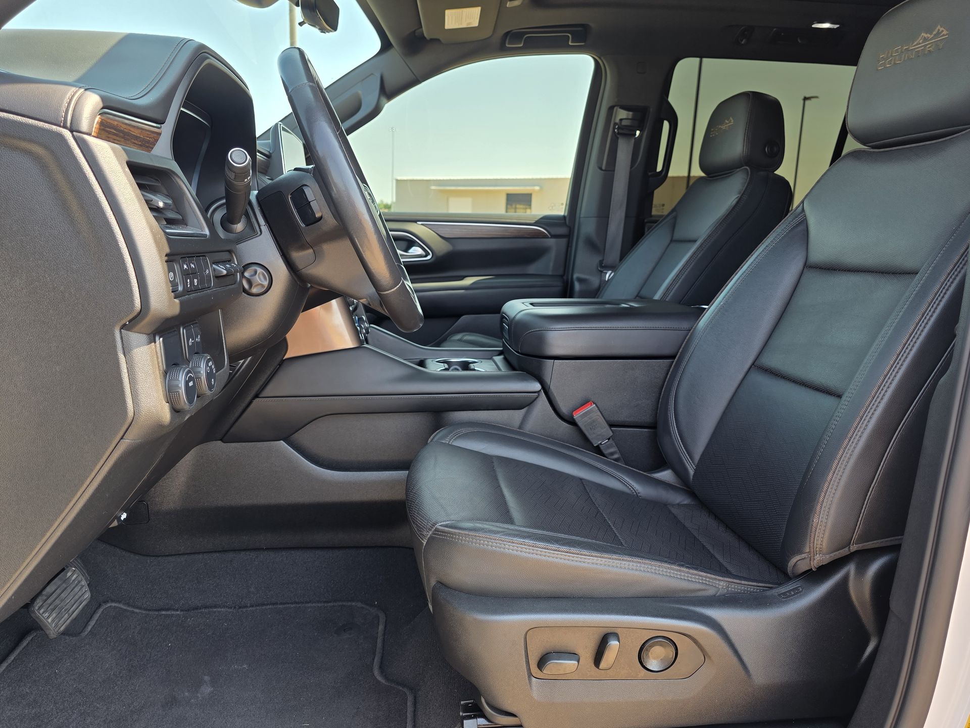 2022 Chevrolet Tahoe High Country photo 19